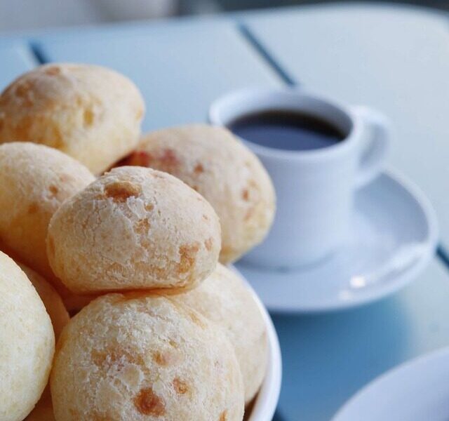 Receita-Simples:-Pão-de-Queijo-no-Liquidificador-00-02-05-24