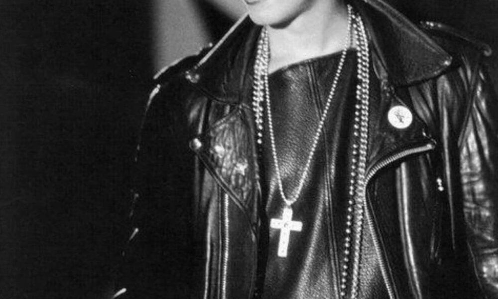 MARTIN GORE