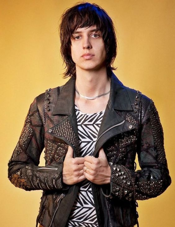 JULIAN CASABLANCAS