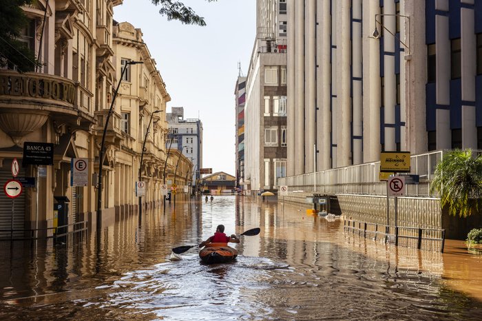  Gaúcho Ganha Prêmio por Foto de Porto Alegre Inundada.